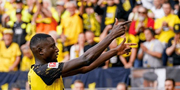 一场3-0，让德甲劲旅大获全胜，超级前锋立大功：梅开二度全场最佳