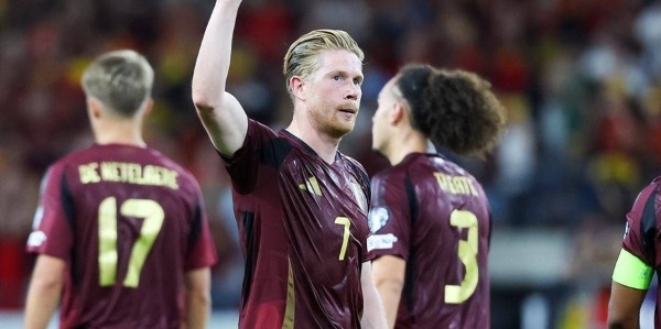 意甲4连胜！德布劳内融入遭质疑，长期看或助那不勒斯欧冠破局