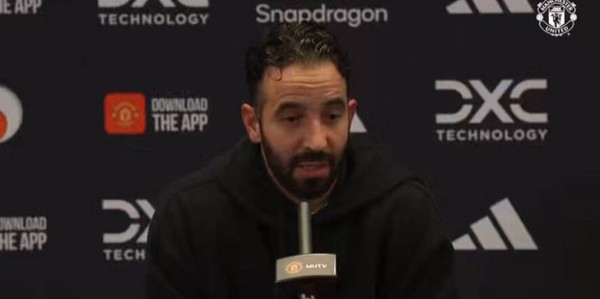 1亿英镑对决！曼联为击败曼城拼了，但砸钱买人真的能解决问题吗？