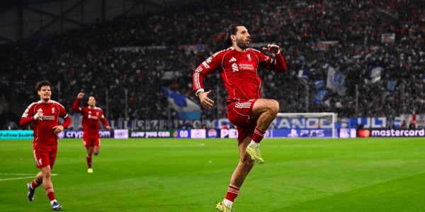 豪门狂欢夜：马赛0-3利物浦 凯恩双响拜仁2-0升至第二 切尔西1-0