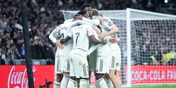 逆转胜！皇马4-1大胜皇家社会，8连胜霸气登顶西甲！